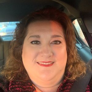 Meet your Posher, Melisa